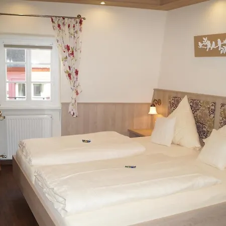 Hotel Gute Quelle 3*
